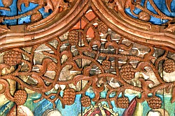 Holzschnitzereien und Hintergründe
